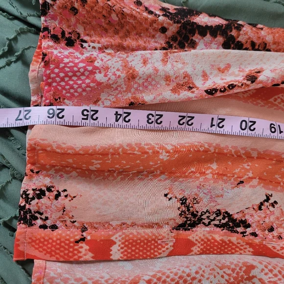 Worthington coral and pink Snake Print Button up blouse. Size Large - Picture 4 of 8